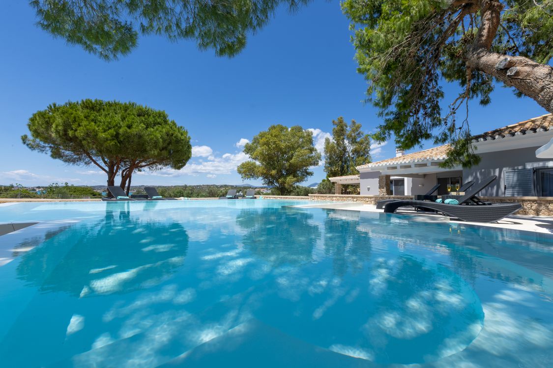 Villa Amethyst — view 4